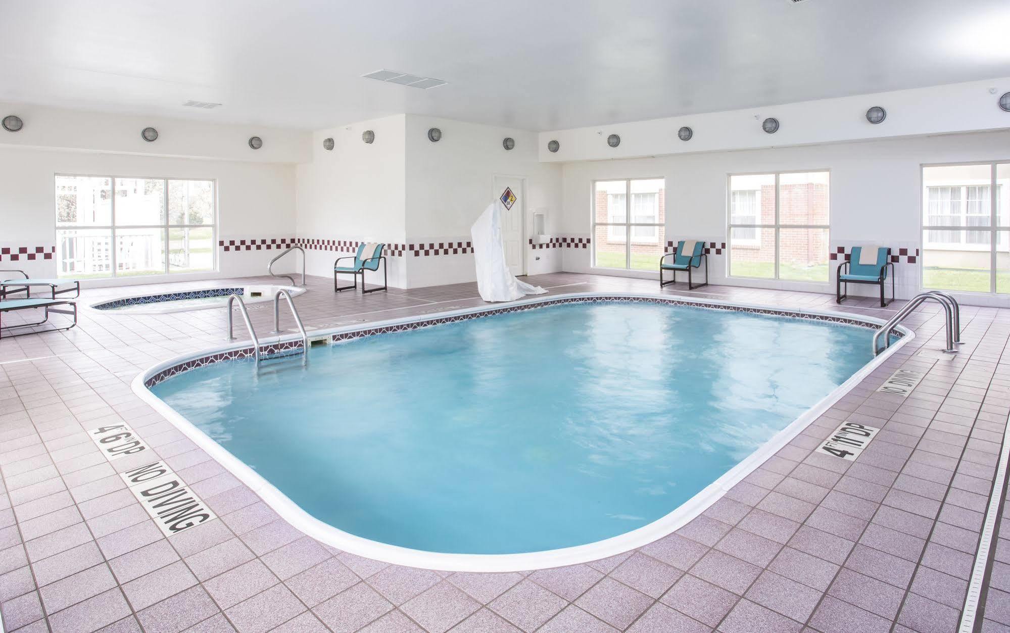 Residence Inn Топика Экстерьер фото